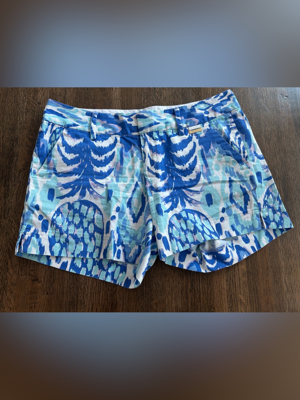 Lilly Pulitzer Callan Shorts - Size 4 Classic Tropical Summer Pineapple Blue